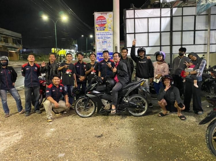 Kopdar komunitas sepeda motor Honda GTR Owner Jambi. (Foto Sinsen)