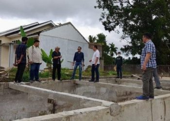 Anggota Komisi III DPRD Kota Jambi Sidak ke Proyek Tanggul RT 38 Talang Bakung, Sabtu (21/1/2023) (Dok.Tribun)