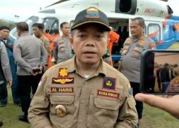 Gubernur Al Haris saat diwawancarai awal media, Selasa (21/2/2023) sore (dok. Pariwarajambi/Ricky)