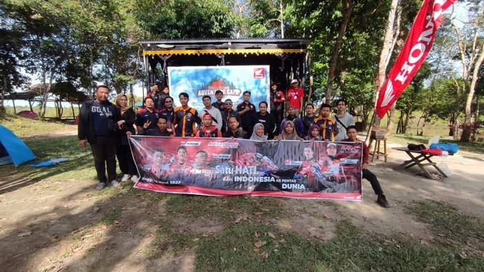 Kegiatan Nobar WSBK 2023 yang digelar Sinsen bersama IMHJ di Danau Tangkas, Muarojambi, Minggu (5/3/2023). (Foto Sinsen/Ajeng)