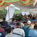 Gubernur Jambi Al Haris mendampingi Brigjen TNI Ludi Prastyono saat melakukan pengecekan lapangan. (Dok. Riki- Serampas)