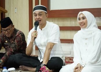 PJ Bupati Muaro Jambi dan Ketua TP PKK Hadiri Pengajian BKMT di Ruang Aula Rumah Dinas Bupati. Jumat (3/3/2023). (Dok.Kominfo)