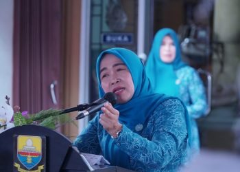 Ketua TP PKK, Hesti Haris saat menyampaikan sambutan (Foto:Harun - kominfo)