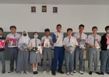 PT Sinsen main dealer sepeda motor Honda gelar edukasi Safety Riding edukasi Safety Riding di kantor Summit Oto Finance, Kamis (27/04/2023). (Dok Sinsen/Ajeng)