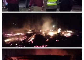 Pihak kepolisian saat berada dilokasi kebakaran yang terjadi di Pematang Pasir, RT 15 Kelurahan Parit Culum 1, Kecamatan Sabak Barat, Kabupaten Tanjab Timur, pada Rabu (12/04/2023) malam. (Dok. Misbah - RJ)