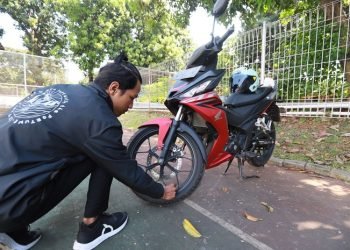  Cek motor anda sebelum ditinggal mudik. (Foto: Sinsen/Ajeng)