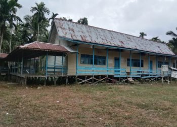 Penampakan Kondisi Sekolah SD 147/V Tanjung Kedondong, Kecamatan Senyerang Kabupaten Tanjung Jabung Barat. (Dok. BITNews.id/Latif)
