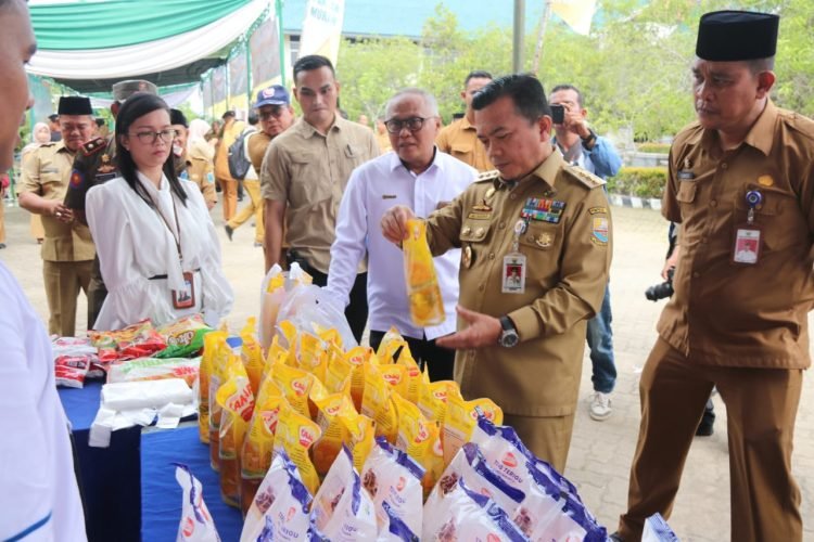 Al Haris melaunching GPM di Kantor Bupati Batanghari, Senin (26/06/2023). (Foto: Diskominfo/Agus Supriyanto)