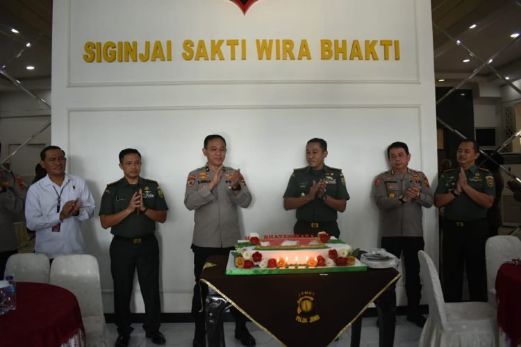 Kasrem 042/Gapu Sambangi Markas Polda Jambi, Senin (3/7/3023) (Dok.Penrem 042/Gapu)