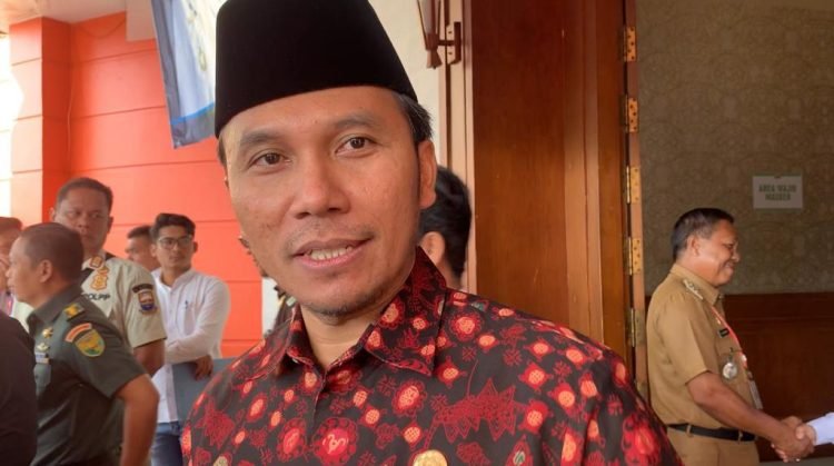 Edi Purwanto saat di wawancarai di Gedung DPRD Provinsi Jambi, Senin (21/08/2023). (Dok. Realitajambi/Haitami)