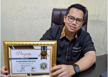 Kasubdit Kamsus, Kompol Agung Pratama, dalam ruang kerjanya pada Selasa (8/8/23). (Dok. Misbah)