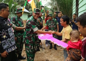 Penutupan TMMD Ke-117 Kodim 0416/Bute Tahun 2023 di Lapangan Desa Talang Silungko Kab. Bungo Provinsi Jambi, Kamis (10/08/2023). (Dok. Penrem042/Gapu)