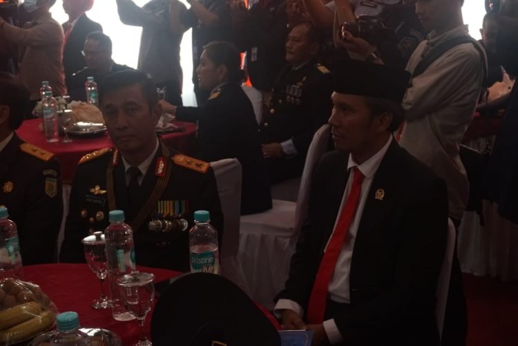 Ketua DPRD Provinsi Jambi, Edi Purwanto saat mengahdiri Pemberian Remisi Narapidana di Lapas Kelas IIA Jambi, di Lapas Kelas IIA Jambi, Kamis (17/8). (Dok. RJ.COM/Haitami)