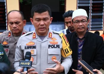 Kapolres Simalungun AKBP Ronald F. C. Sipayung saat diwawancarai di Mapolres Simalungun, Selasa (5/9/23). (Dok.Humas Polres Simalungun)