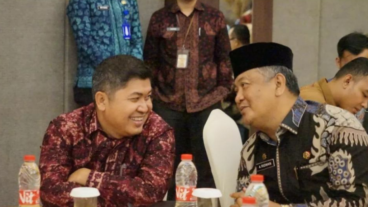 Ketua DPRD Kota Jambi, Putra Absor Hasibuan, SH menghadiri kegiatan Rapat Koordinasi Pencegahan Korupsi di Ballroom Swisbell Hotel, (14/09/2023) (dok. humas)