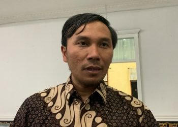 Ketua DPRD Provinsi Jambi, Edi Purwanto saat diwawancarai di Gedung DPRD, Rabu (04/10/2023). (Dok. Hadian)