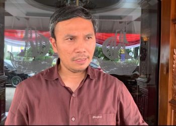 Edi Purwanto usai menghadiri rapat pengaturan penggunaan jalan angkutan batubara, Sabtu (13/1) di Rumdis Gubernur Jambi (dok. Hadian - Humas)