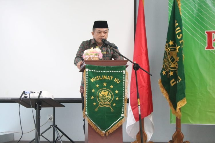 Al Haris pada Pelantikan Pengurus Wilayah Muslimat NU Provinsi Jambi di Gedung UIN STS Jambi Telanaipura, Sabtu (13/01/2024). (Foto : Agus Supriyanto - Kominfo)