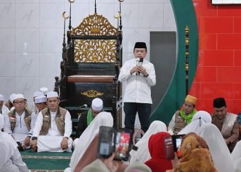 Gubernur Al Haris saat hadiri Isra’ Mi’raj di Masjid Cheng Hoo di i Kenali Asam Bawah Kecamatan Kota Baru, Kota Jambi, Kamis (25/01/2024). (Foto : Novriansah - Kominfo)