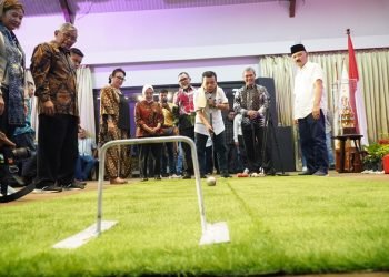 Al Haris pada Pembukaan Welcome Party Jambi Open Tournament International Gateball Gubernur Cup III Tahun 2024 di Rumah Kito Resort Hotel, Puri Mayang Jambi, Kamis (25/01/2024) (Foto : Harun - Kominfo)