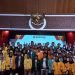 Foto bersama Sekda pada acara Gala Dinner dengan Peserta Musyawarah Nasional XIX oleh Himpunan Mahasiswa Prodi Peternakan Fakultas Peternakan Universitas Jambi. (Foto : Agus - Kominfo)