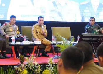 Gubernur Al Haris pada rapat Forkopimda menyambut Pemilu serentak 2024, Senin (12/2/2024). (dok. Riky)