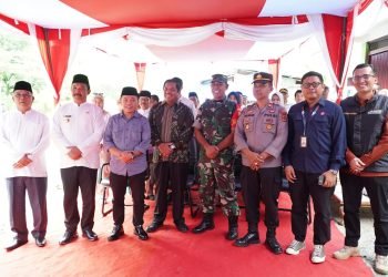 Al Haris saat launching Repeater GSM di Desa Muaro Hemat, Kecamatan Batang Merangin, Kabupaten Kerinci, Jum’at (15/03/2024) (Foto: Harun - Kominfo)
