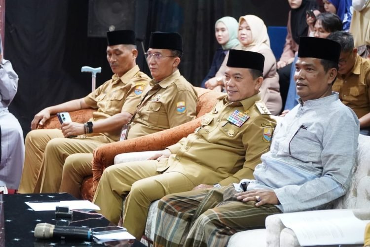 Gubernur Al Haris pada Program Ramadhan Ceria Jambi TV di Studio Utama Jambi TV, Senin (25/03/2024). (Foto: Harun - Kominfo)