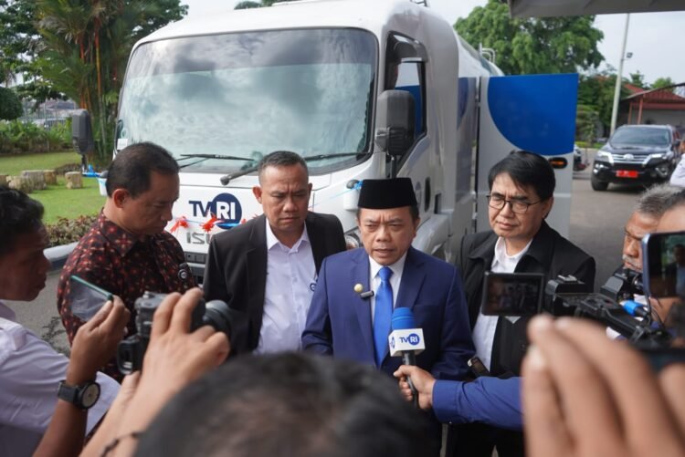 Gubernur Al Haris saat diawancarai di Auditorium Rumah Dinas Gubernur Jambi, Rabu (08/05/2024) (Foto: Novriansah - Kominfo)