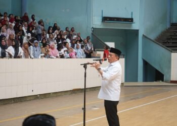 Gubernur saat menghadiri Peringatan May Day Tingkat Provinsi Jambi di Gelanggang Olah Raga (GOR) Kota Baru Jambi, Rabu (29/05/2024) (Foto: Novriansah - Kominfo)